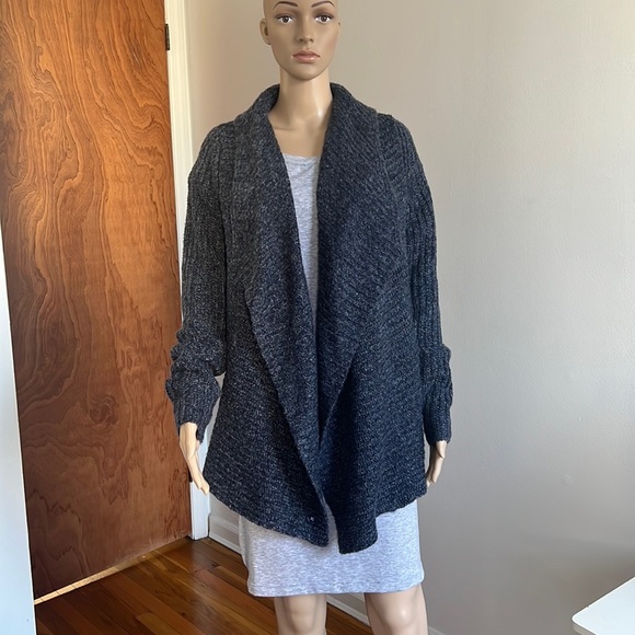 Abercrombie & Fitch Long Sleeve Open Front knit Cardigan Size Xs - Picture 1 of 9